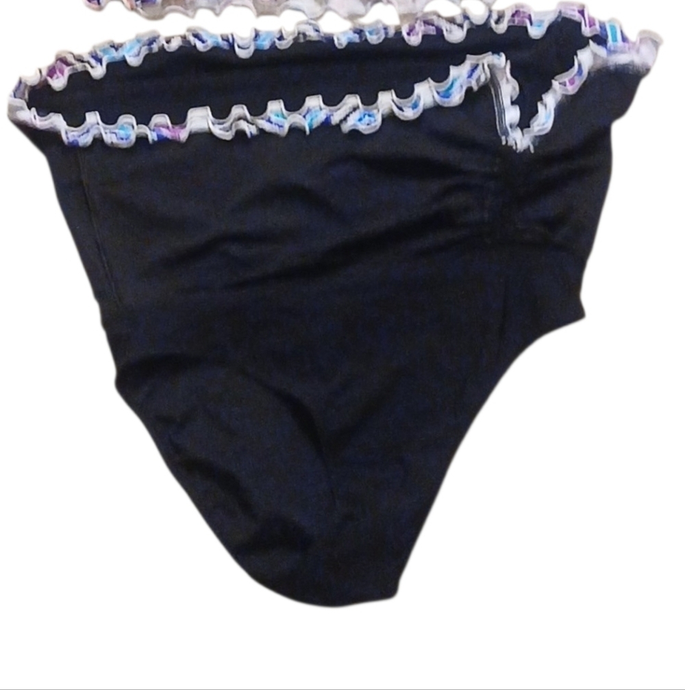 By Gottex -NWOT, 2 Piece Swimsuit,Black W/Multi Colored Ruffles, Built-in D Cups - Picture 5 of 7
